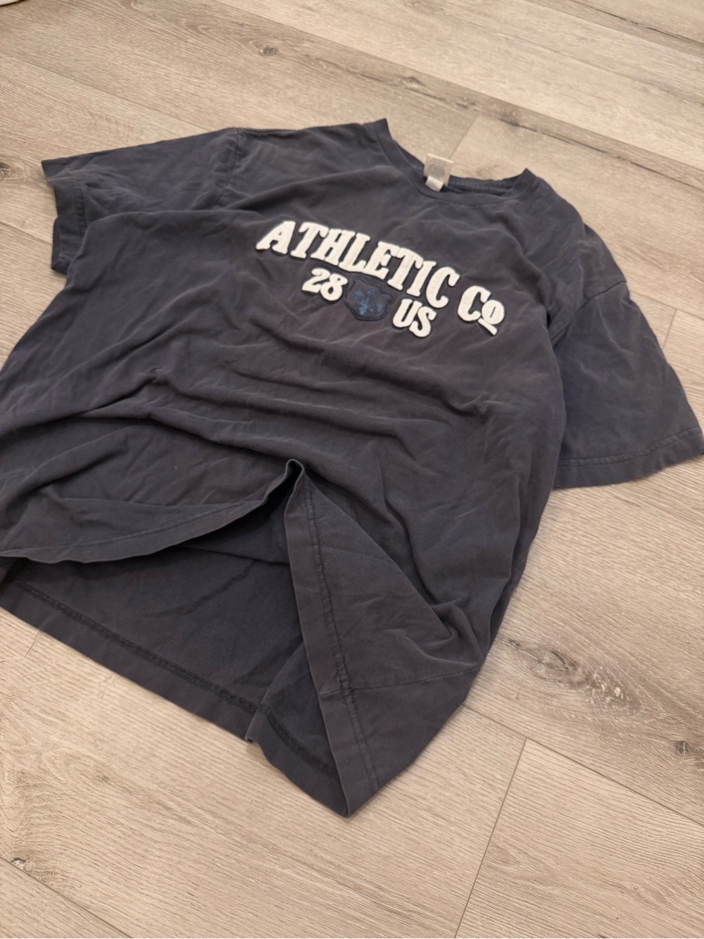 Old Navy Vintage Y2K Men’s T Shirt Athletic Co T Shirt Size L
